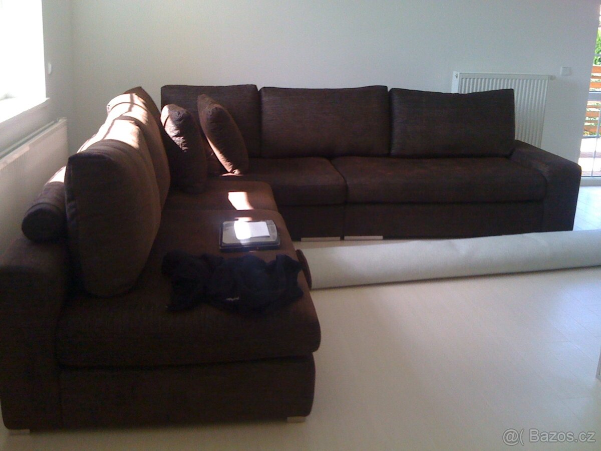 Prodám rohovou sedací soupravu 320x340x110