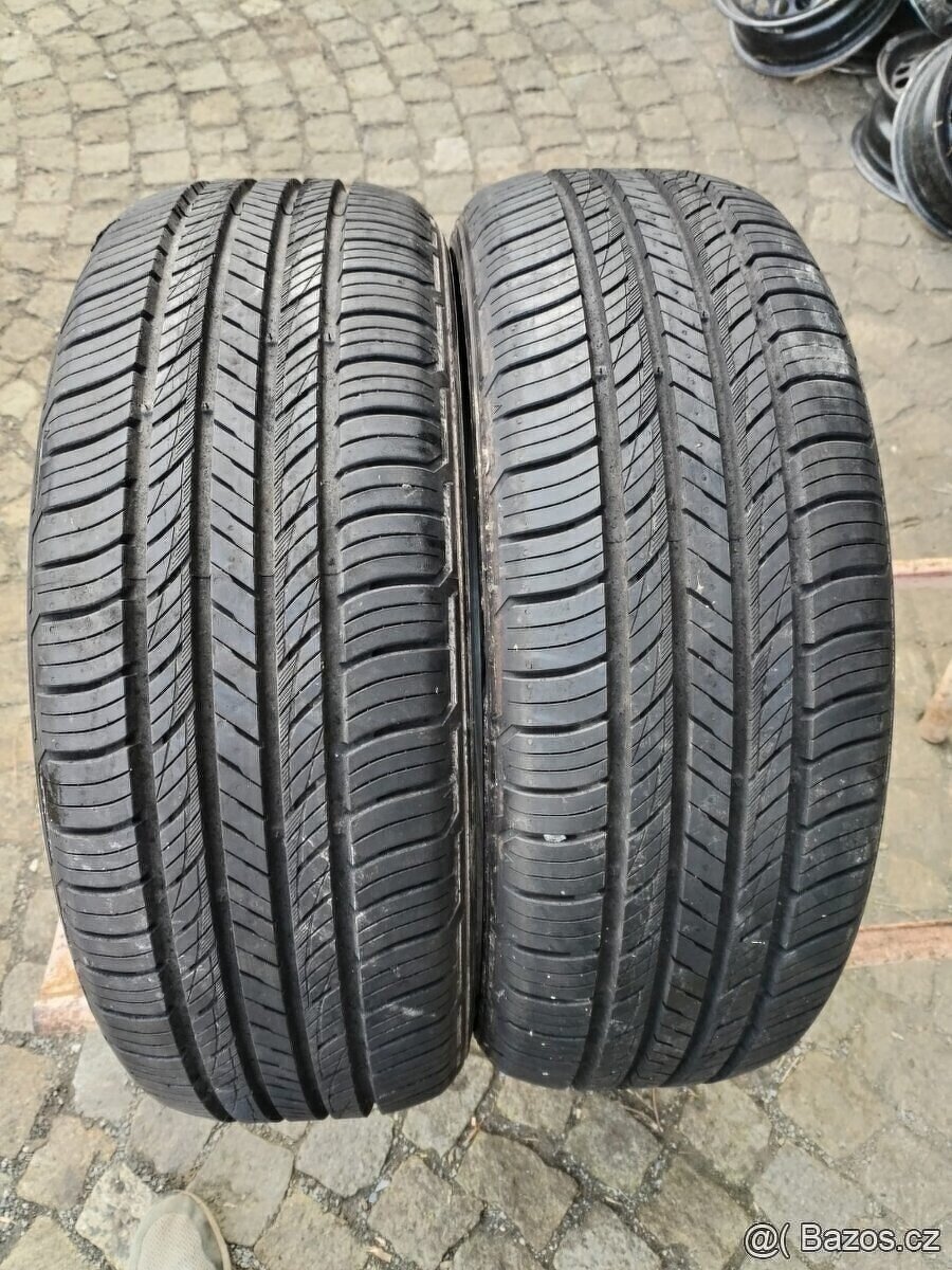 225/60/17 letni pneu KUMHO 225/60 R17