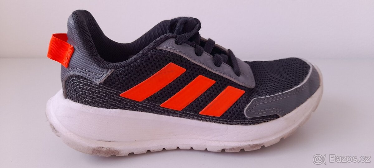 Tenisky, botasky, zn. Adidas, vel. 30