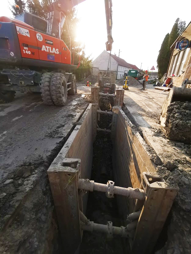 MONTÉR kanalizací a vodovodů