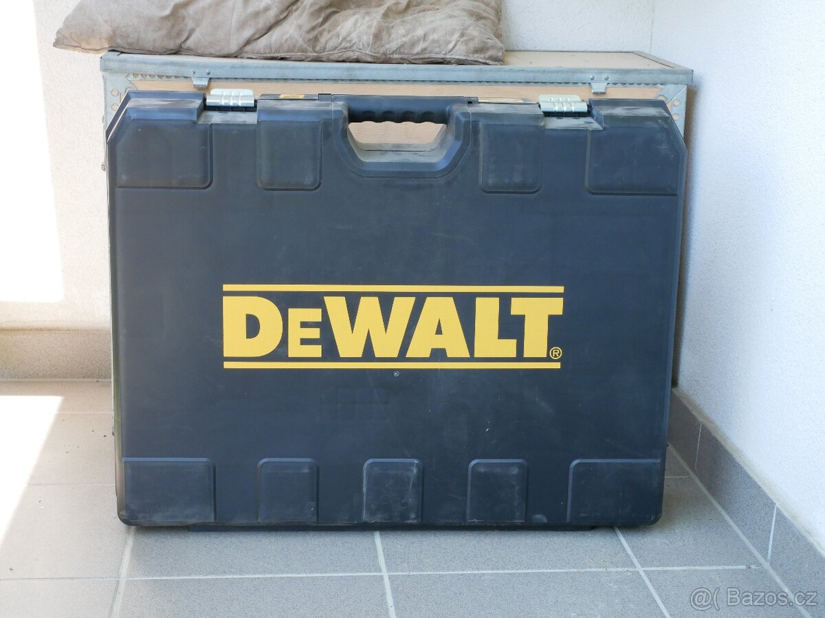 kufr dewalt 68 x 54 x 17cm