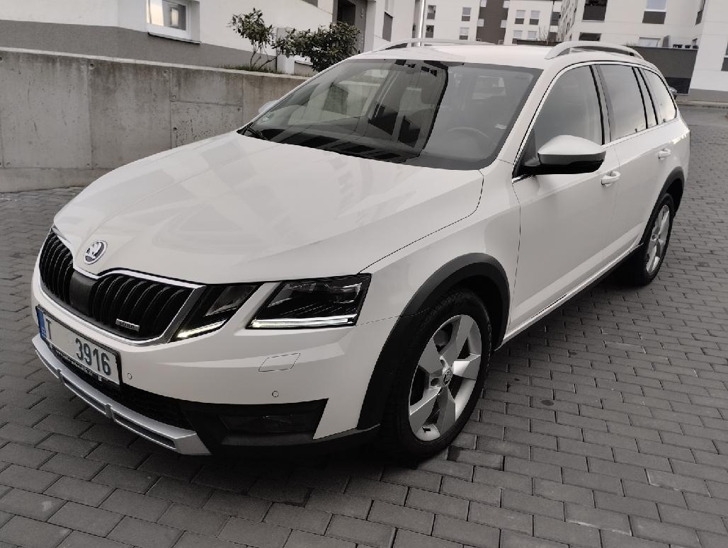 skoda octavia scaut 2.0tdi dsg 135kw.4x4.full led alcantara.