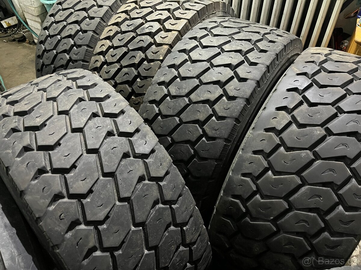 Pneu Pirelli 385-55-22.5 385/55r22.5 385 55 22.5