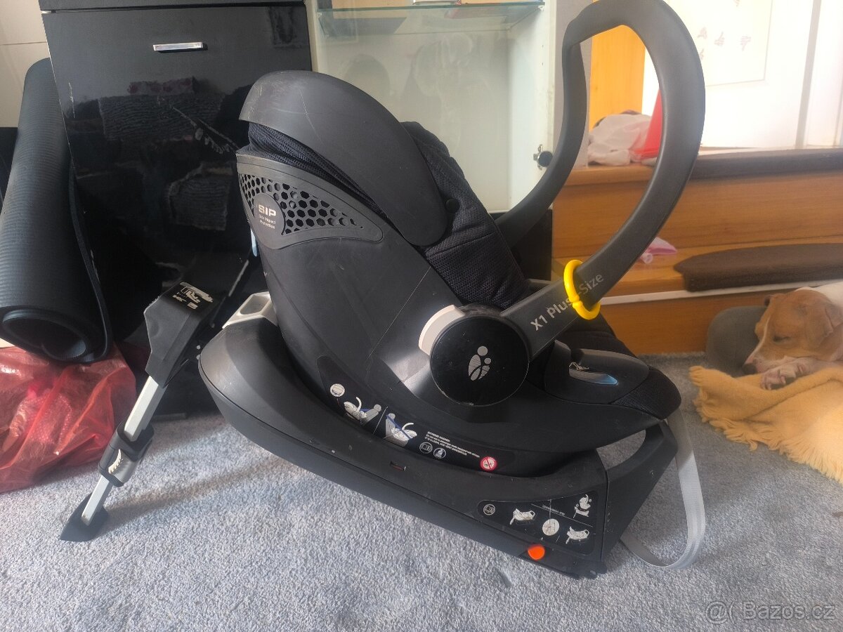 Autosedačka a Isofix maxi-cosi