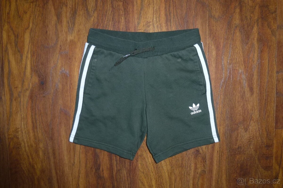 Kraťasy Adidas 128