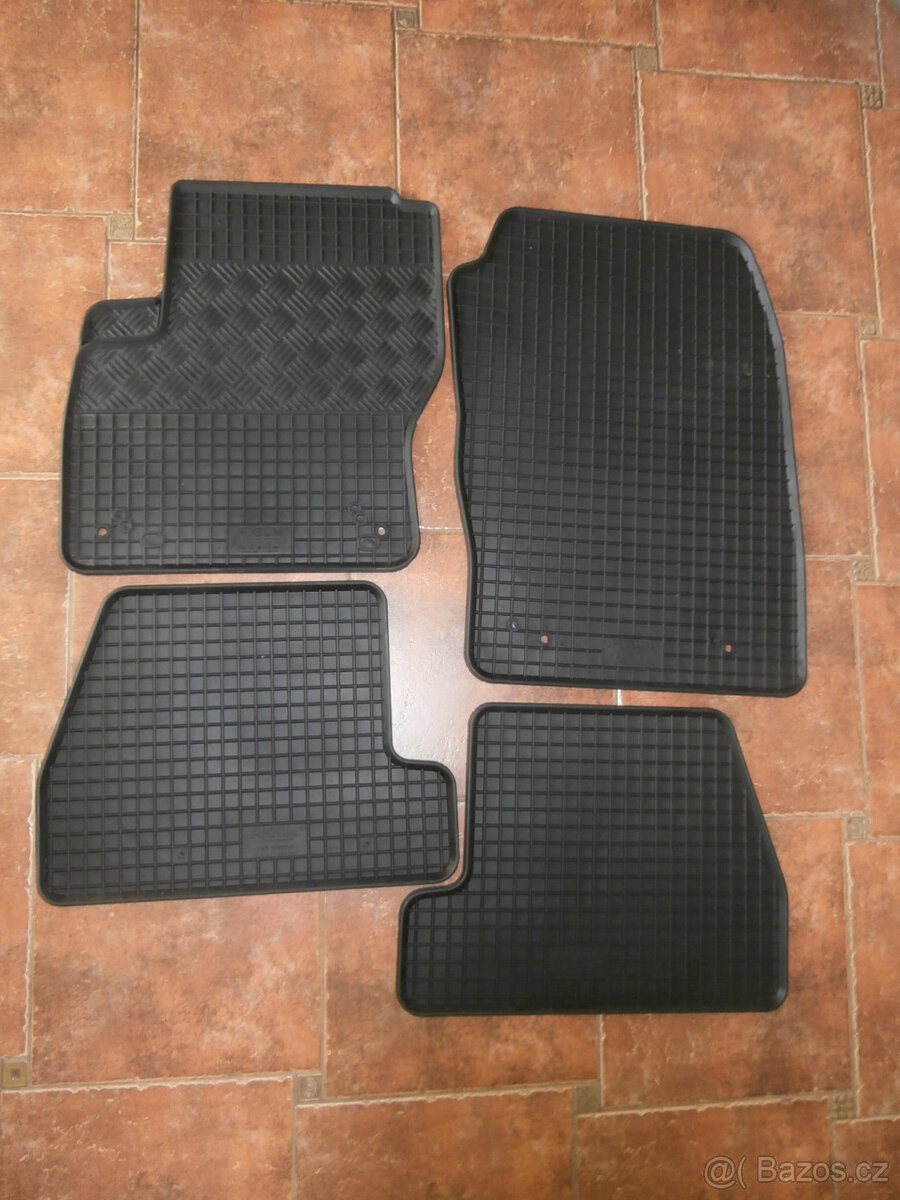 Gumové autokoberce pro Ford focus III