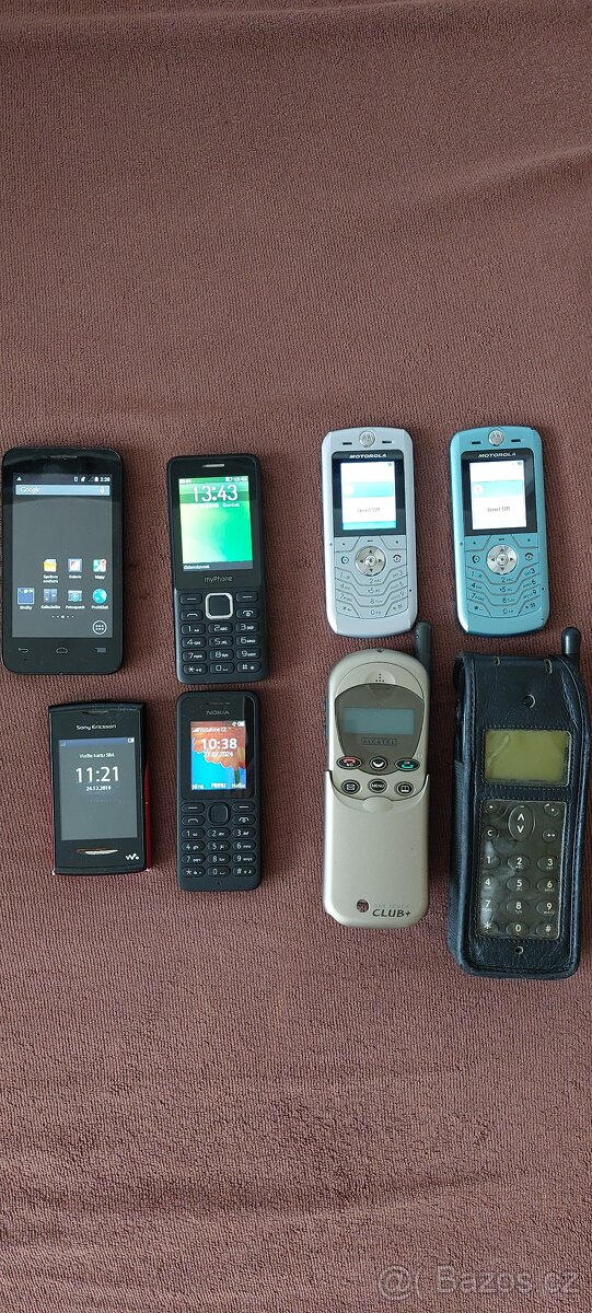 Starší mobilní telefony od 200.-
