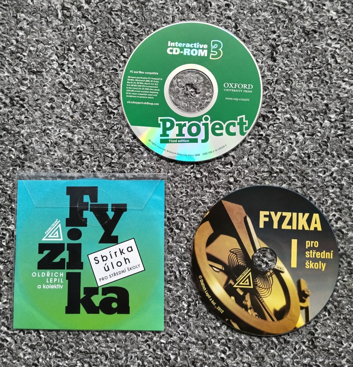 CD k učebnicím