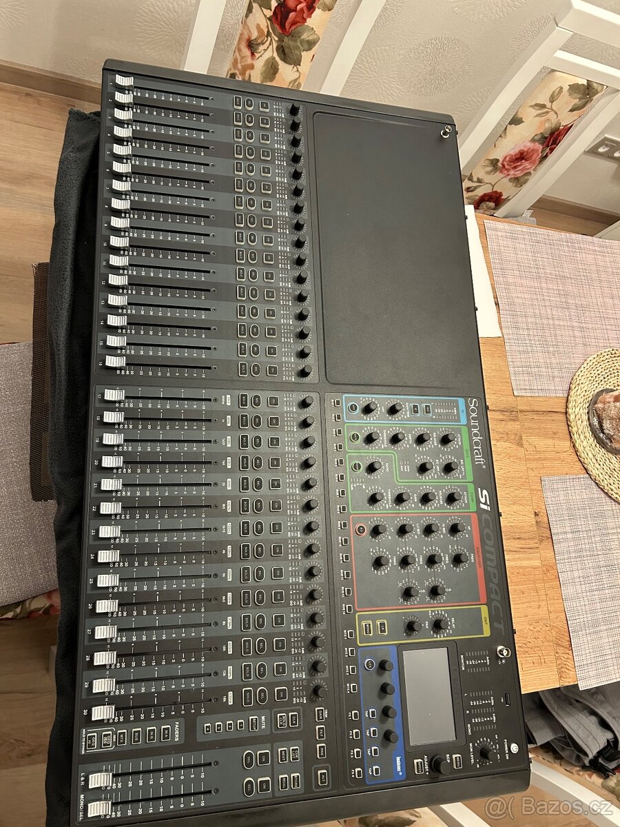Soundcraft Si Compact 32+ stagebox 32R