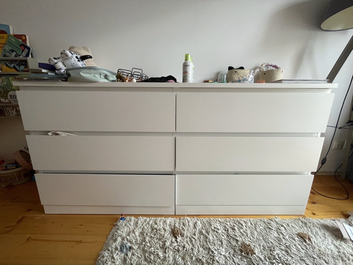 Komoda IKEA MALM