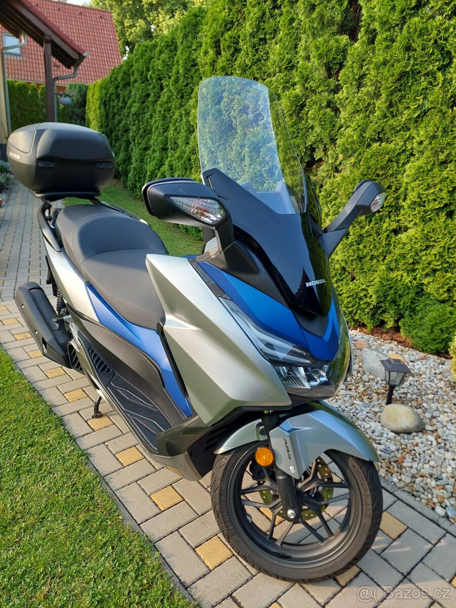 Honda Forza 125