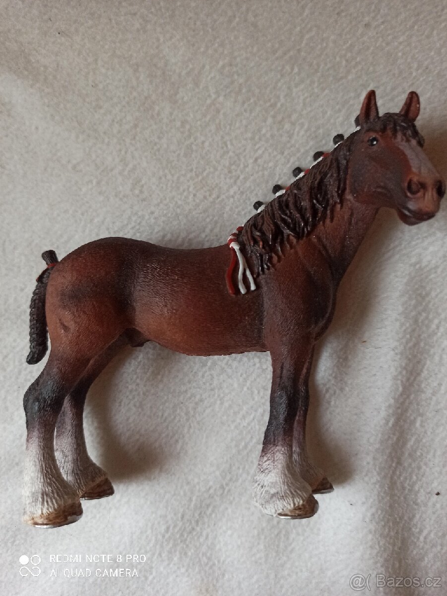 Prodám Schleich koně