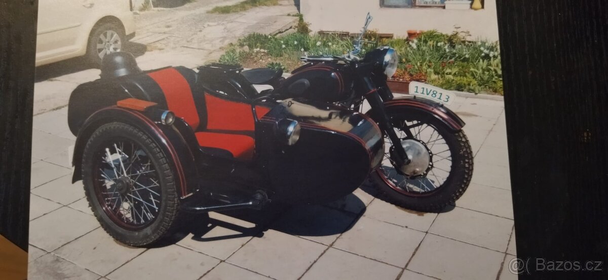 Moto M750