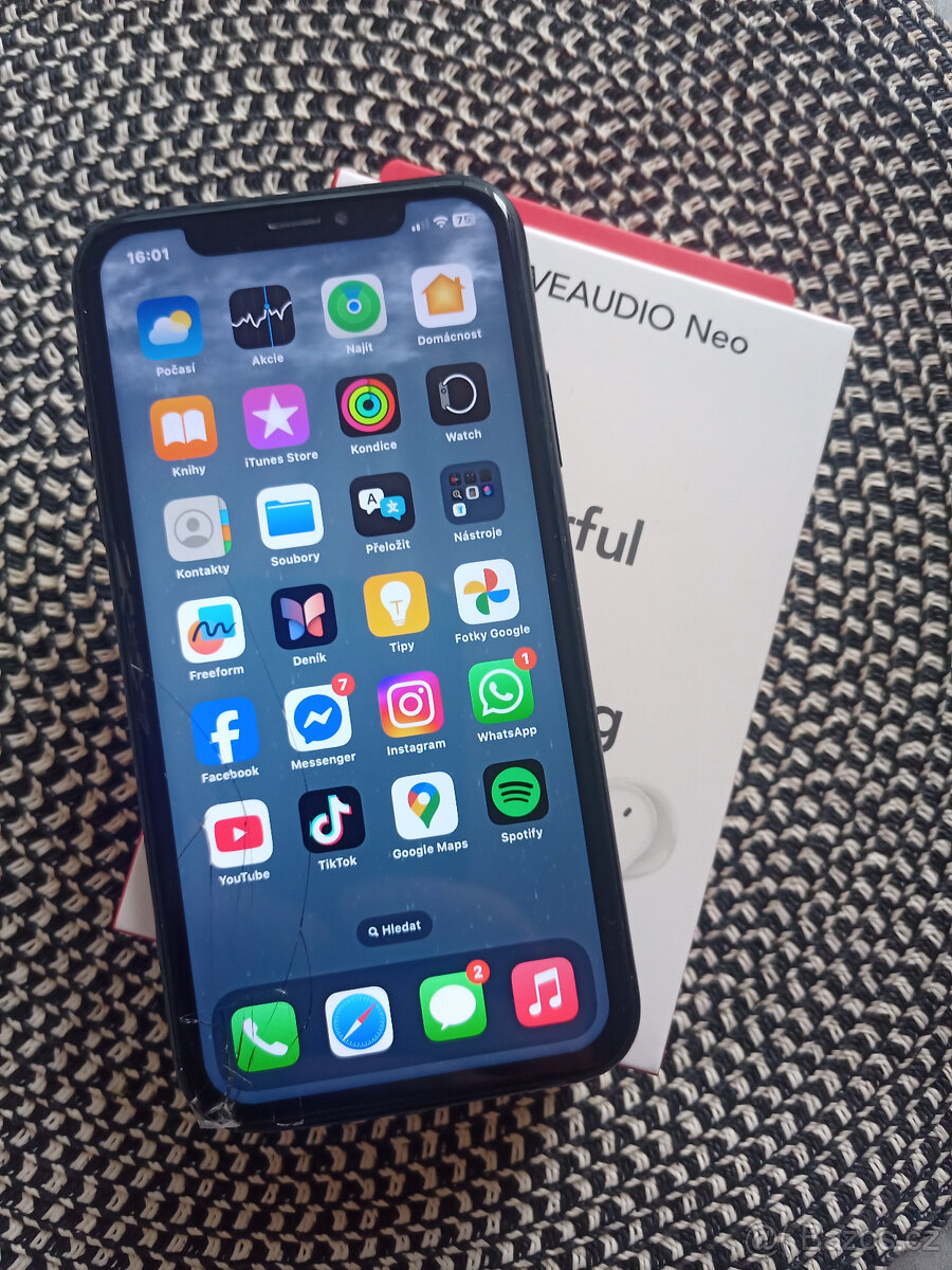 Apple iPhone XR 64GB