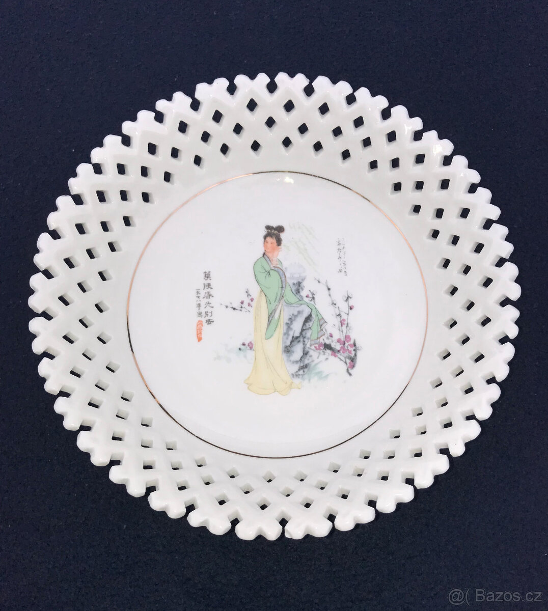 Starožitný Zdobený Porcelánový Talíř Made in China