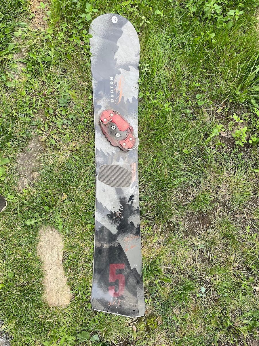 Burton snowboard