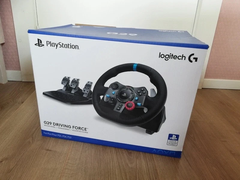 Logitech G29 volant, pedály s řadicí pákou