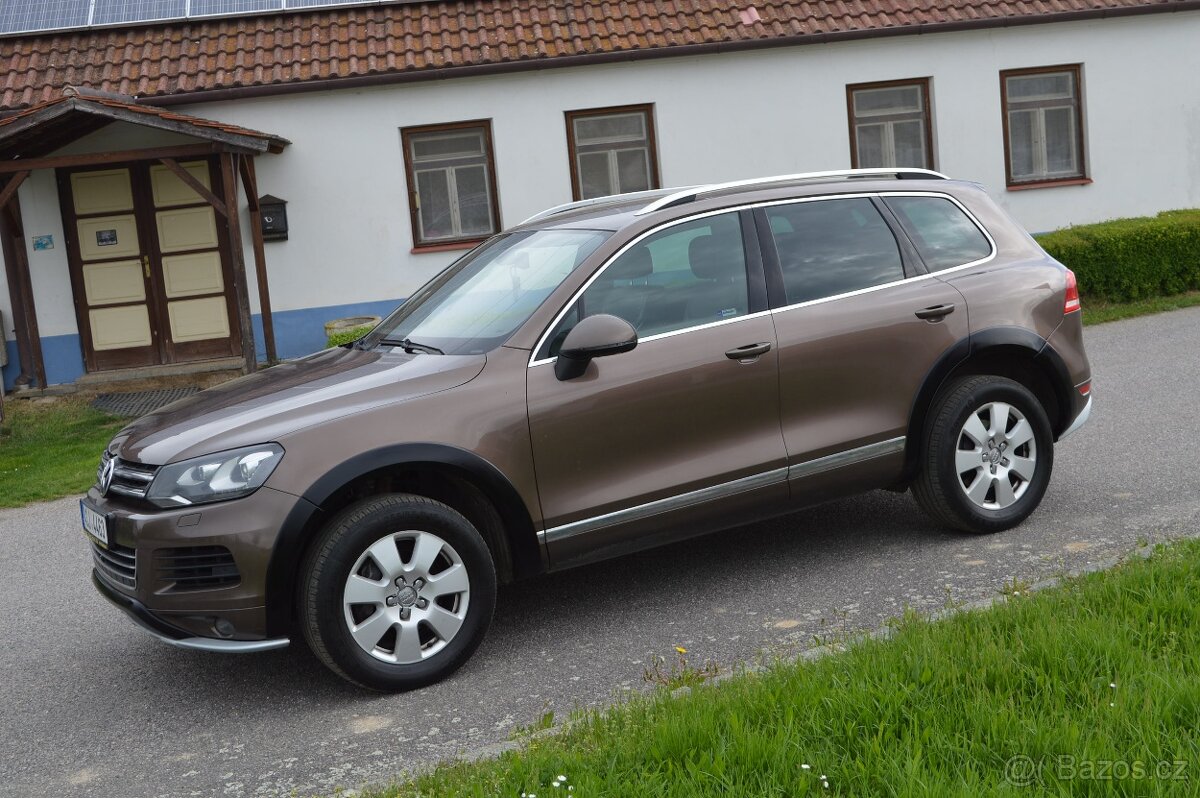 Volkswagen Touareg 3.0TDI ,NAVI ,tažné na 3,5 tuny