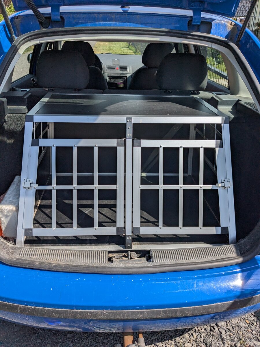 Přepravní klec na psa