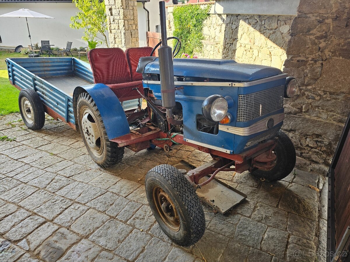 Traktor domácí výroby