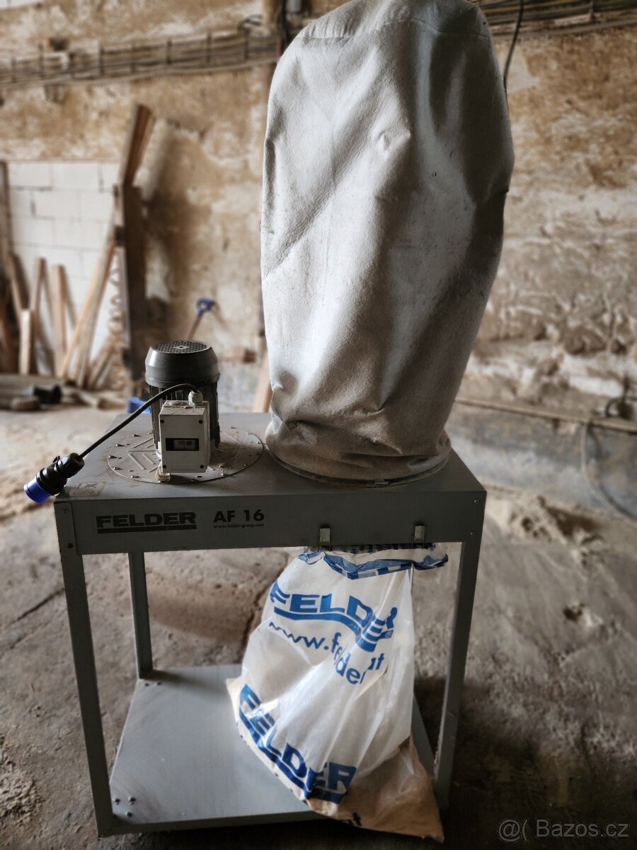 Odsavač pilin a prachu