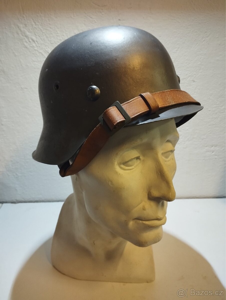 Německá helma WW2