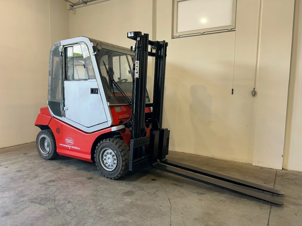 BT C4D 450E vysokozdvižný vozík (01430)