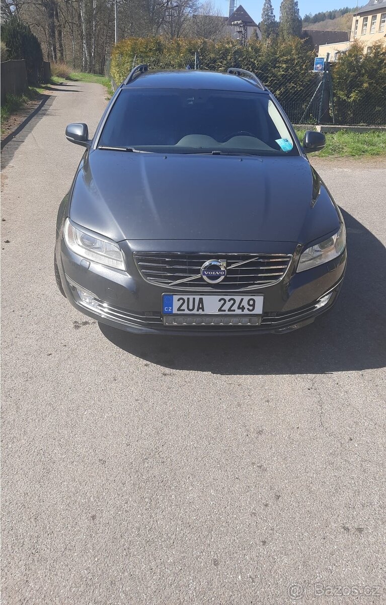 Volvo V70 D4 r.v.2014/říjen naj.198000km,193Hp