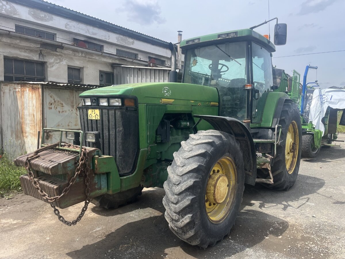 John Deere 8100