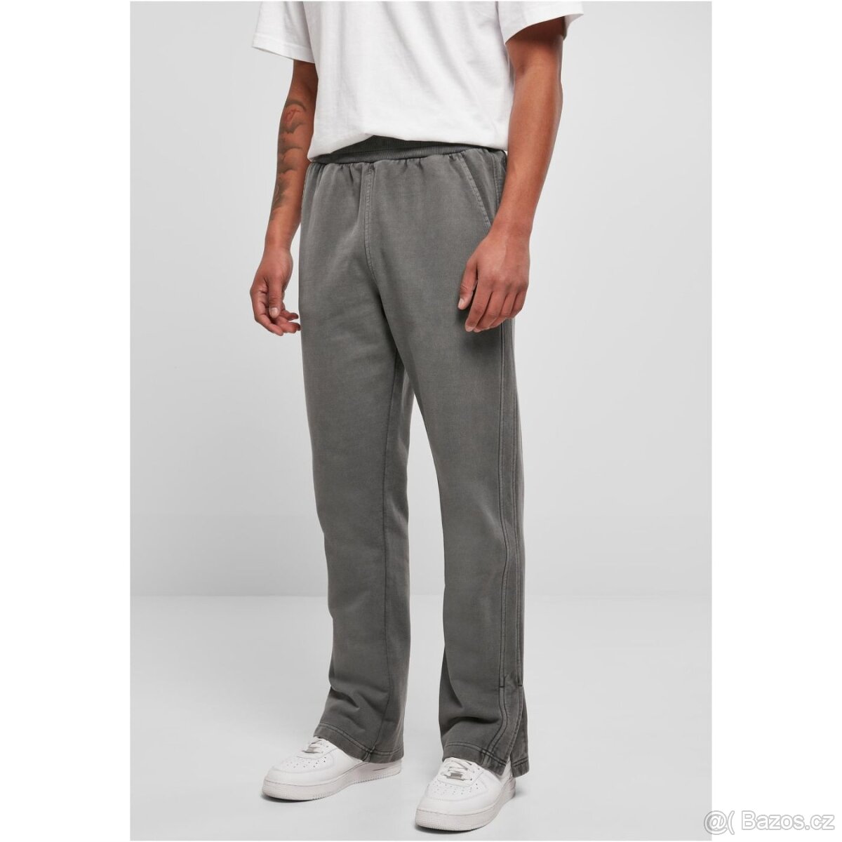 Urban Classics Heavy Terry Garment Dye Slit tepláky dark...