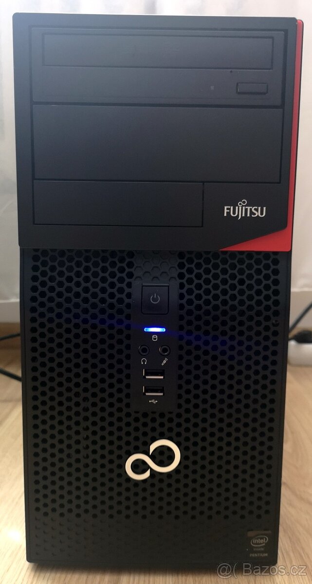 Predám starší PC Fujitsu (14)