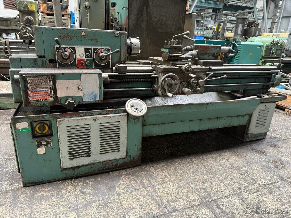 Univerzální soustruh SV18RA/1250