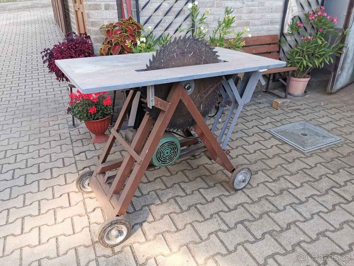 Cirkularka vyšší pracovní stůl pro vyšší postavu
