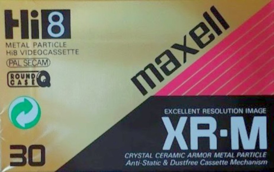 Kazeta Hi8
