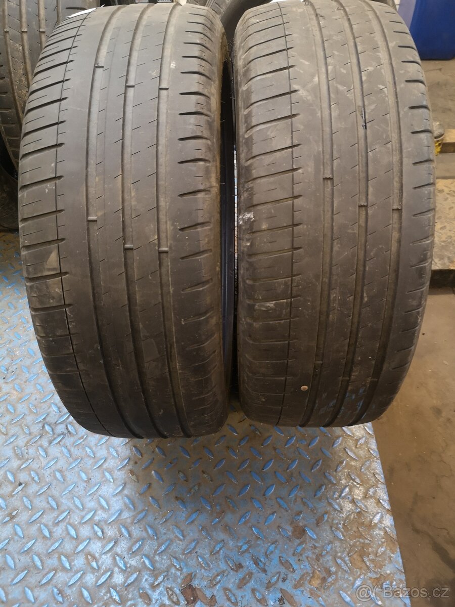 215/45 r18 215/45/18