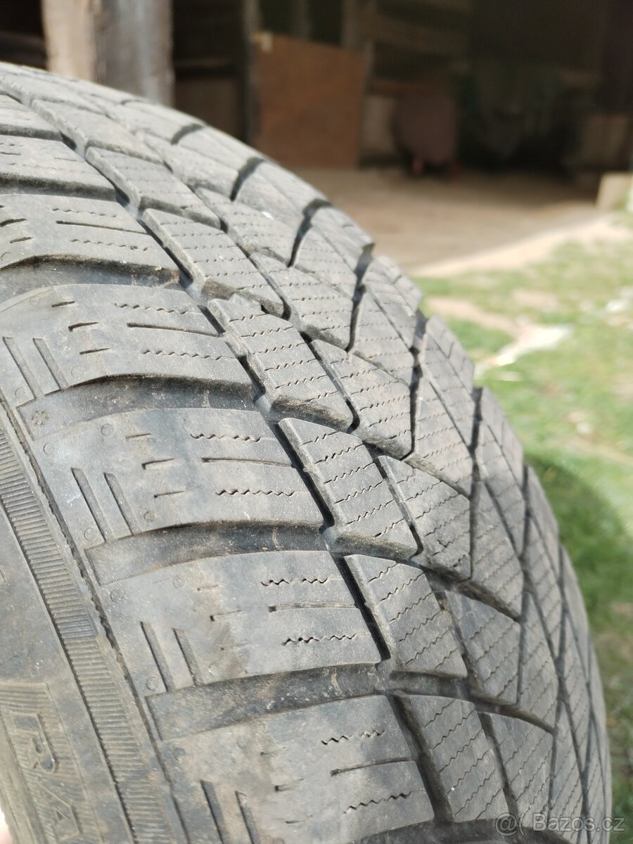 Letní i zimní pneumatiky