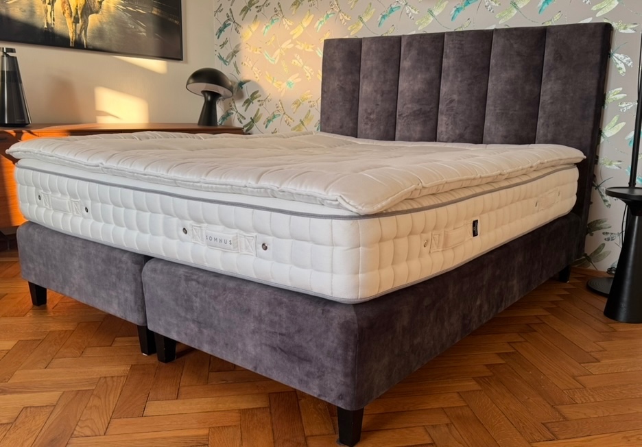 Boxspring postel značka Aston