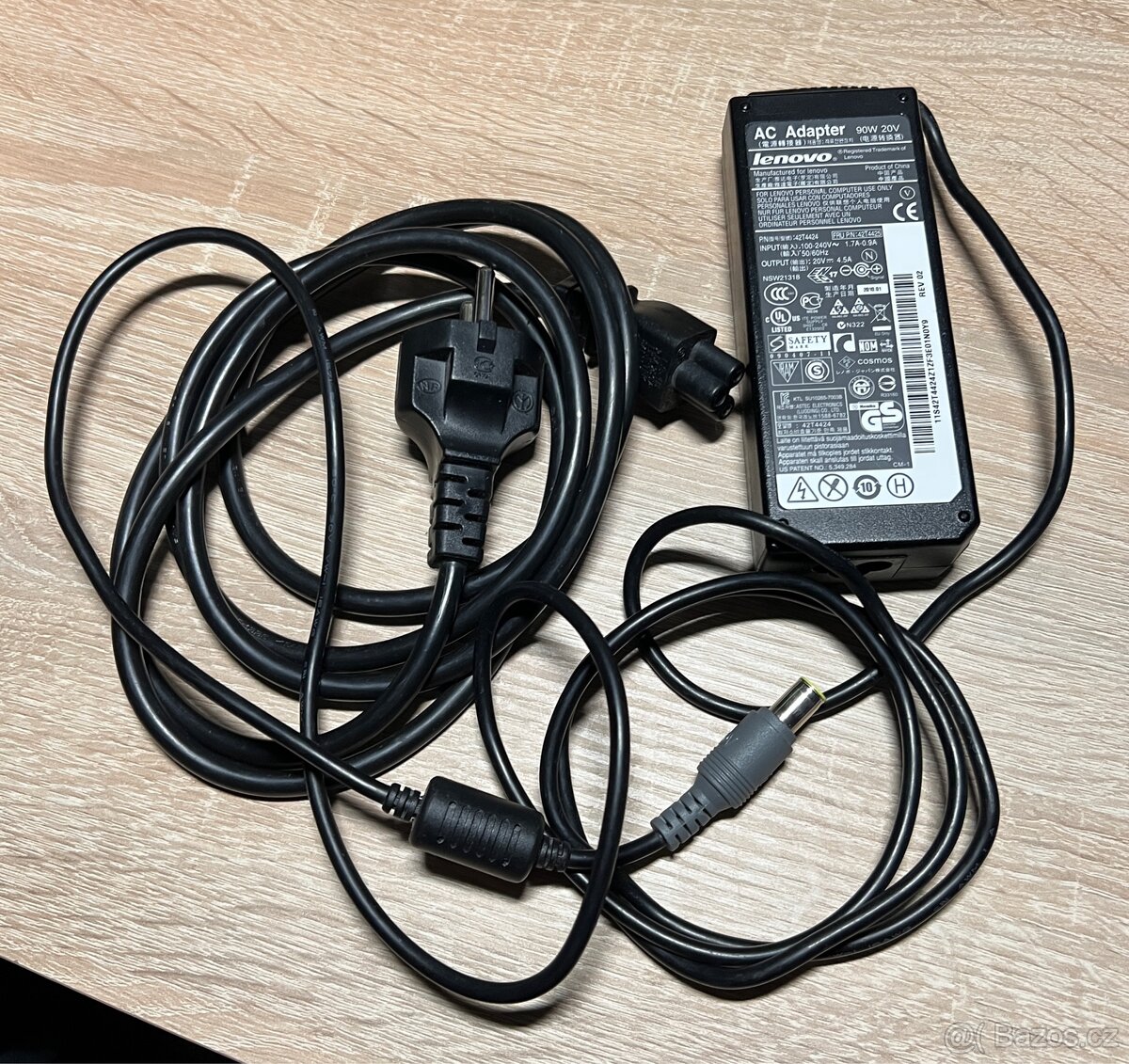 Nabíječka Lenovo 90W