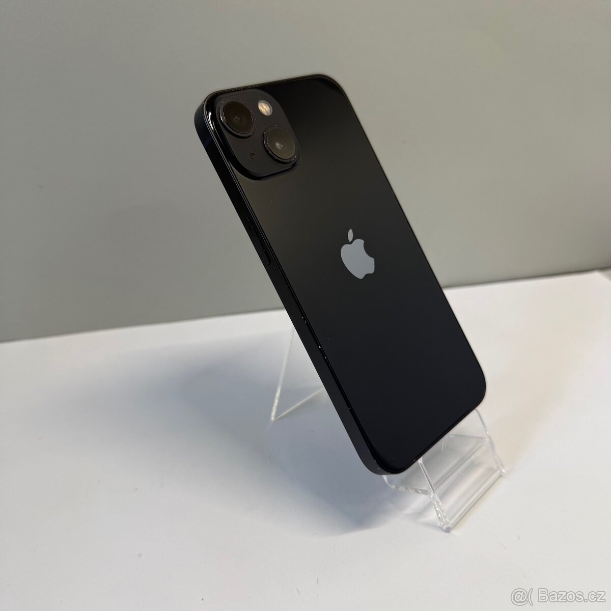 iPhone 13 128GB, černý (12 měsíců záruka)