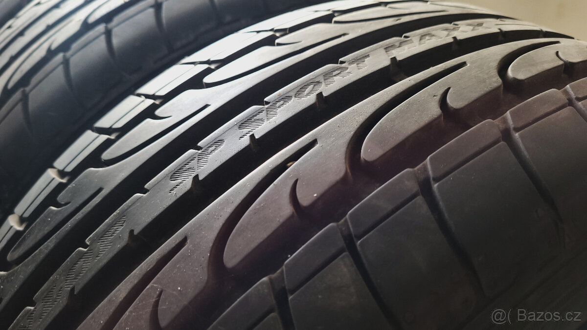 90% letní Dunlop Sport Maxx, 215/45/16, sada