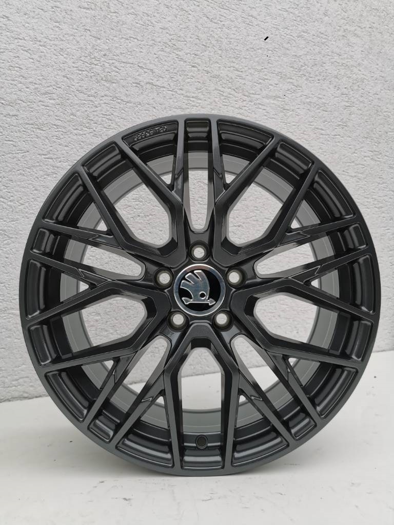 Škoda, Vw Carmani alu kola 7,5x17 ET45 5X112