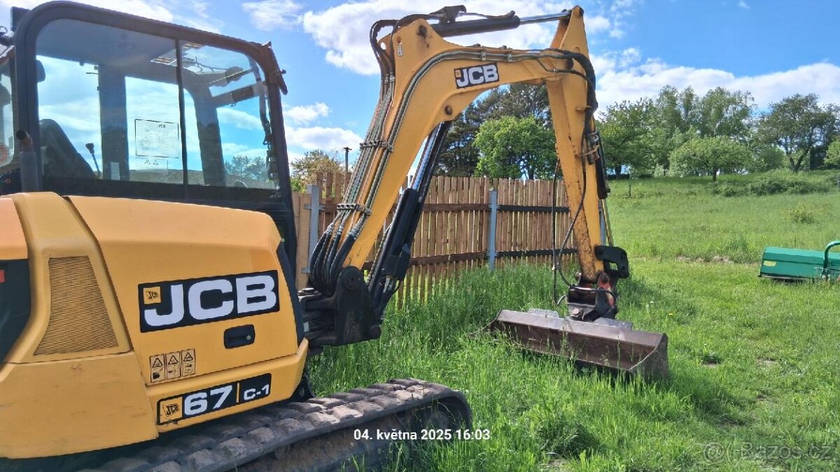 Prodám bagr JCB 67C-1 r.v.2015