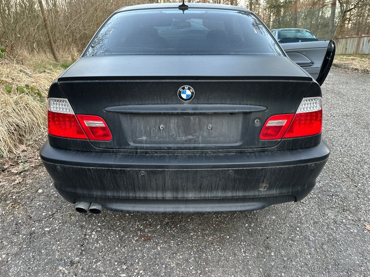 Bmw 330ci manuál 6q ND