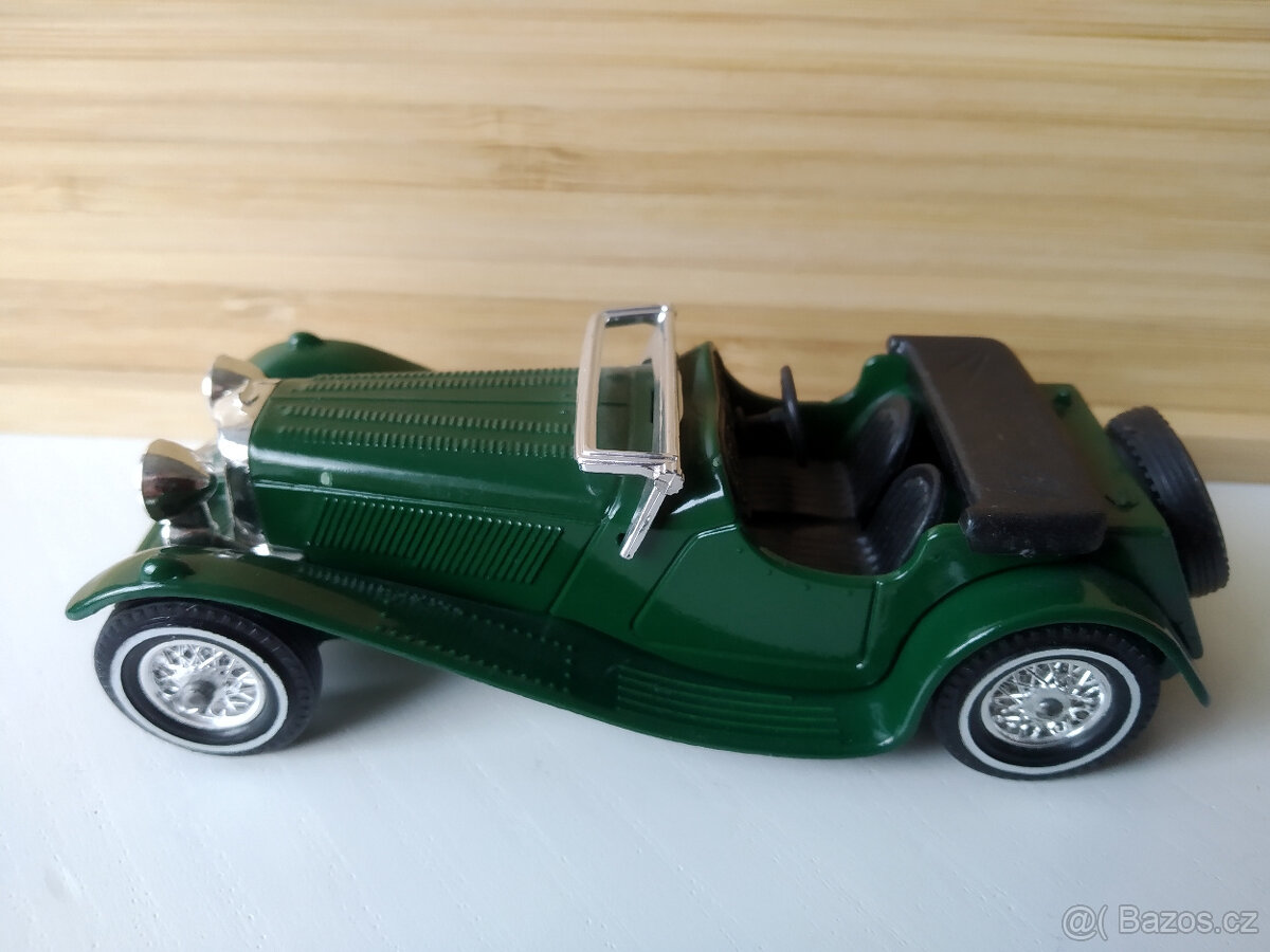 Matchbox Yesteryear Jaguar SS100