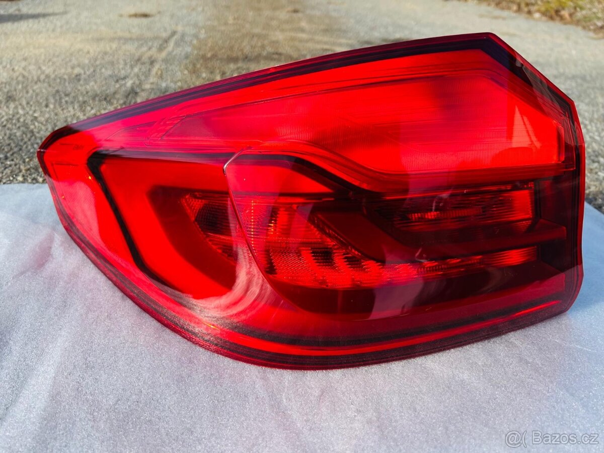 BMW G30 zadní světlo