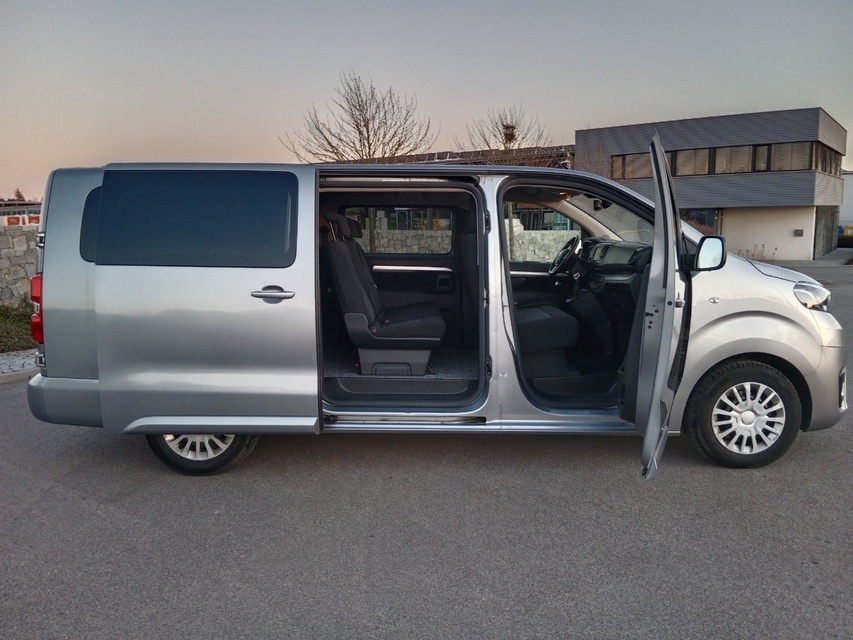 TOYOTA PROACE 2.0D-4D,L2, 150K,9MÍST,ČR,1.MAJ.