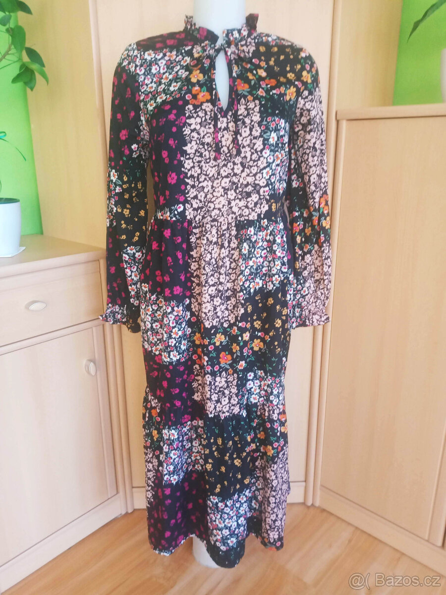 pestré šaty s mnoha vzory, zn.New look