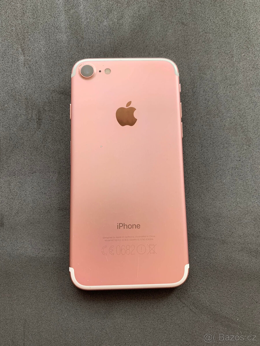IPHONE 7 / 32 GB . ROSE GOLD . ZÁRUKA