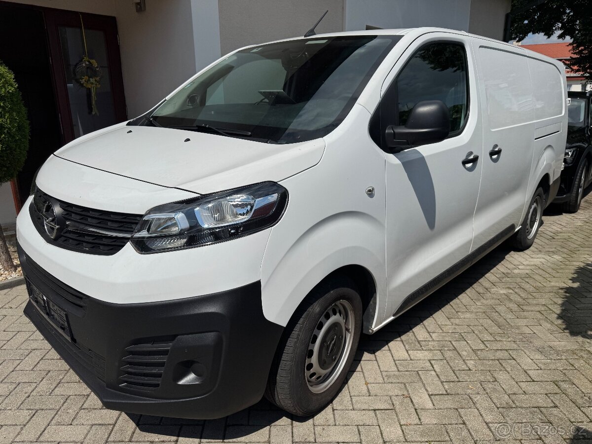 Opel Vivaro 75KW COMFORT L3H1 2.8T 1 MAJITEL 28000KM
