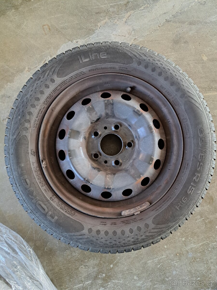 Plechové kola s pneu Nokian 195/65 R15 91H 4ks